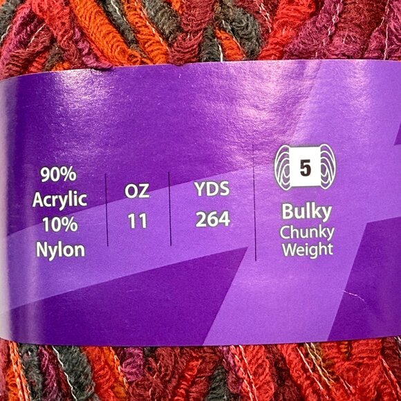 Annies Hook & Needle Kit Club "Its A Wrap" Crochet & Knit Pattern w/Yarn - New - Picture 8 of 9